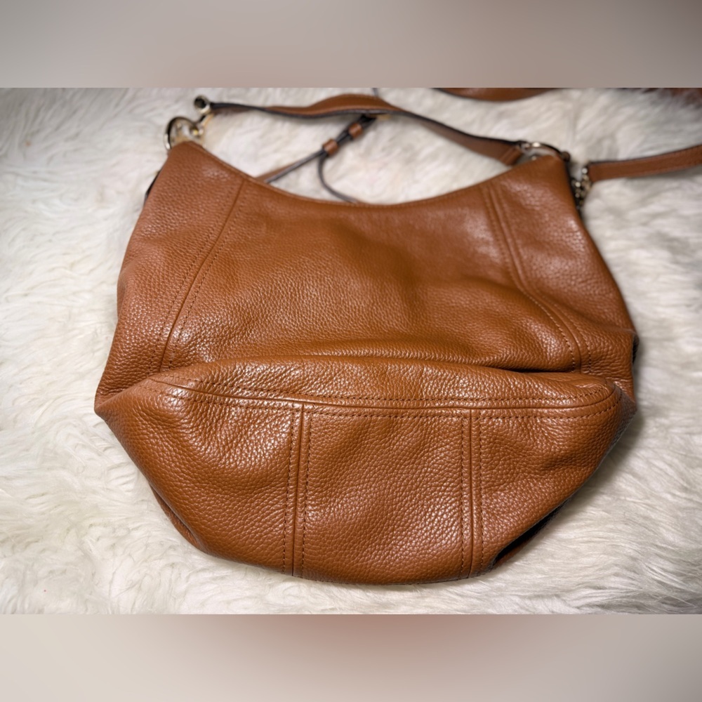 Michael Kors Brown Leather Hobo Bag and Wallet - Picture 2 of 11